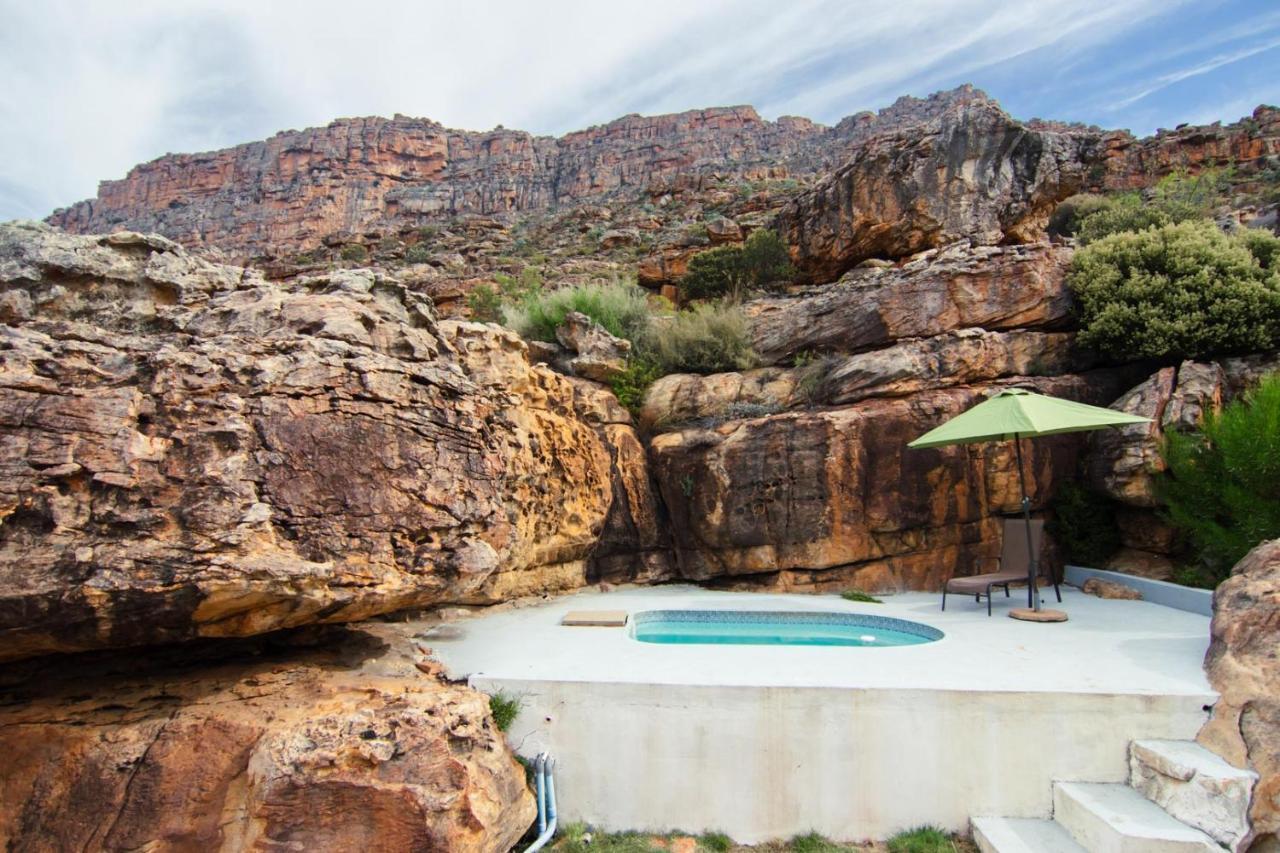 Kunje Guesthouse Op-die-Berg Luaran gambar