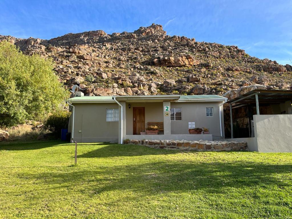 Kunje Guesthouse Op-die-Berg Luaran gambar