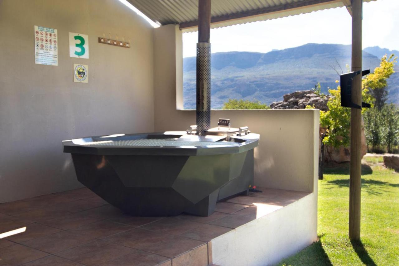 Kunje Guesthouse Op-die-Berg Luaran gambar