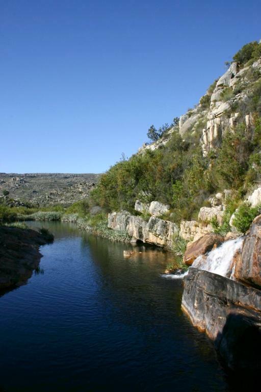 Kunje Guesthouse Op-die-Berg Luaran gambar
