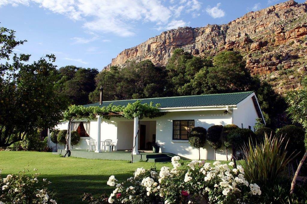 Kunje Guesthouse Op-die-Berg Luaran gambar